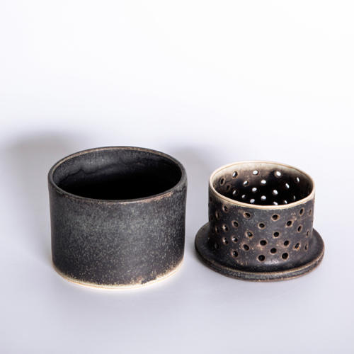 Beurrier à eau en grès, contient 150g de beurre